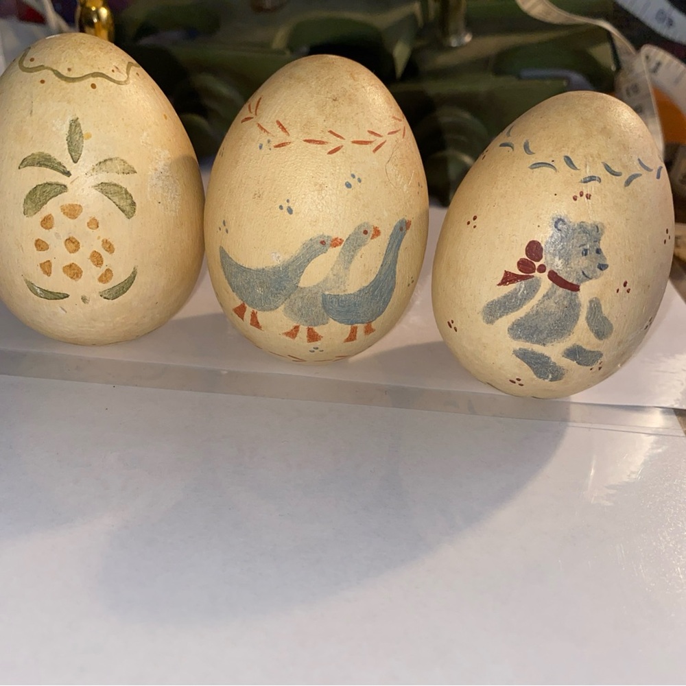 Vtg Wooden Easter Eggs Marmalade Goose Bear Pine Apple Primitive Decor Folk Art